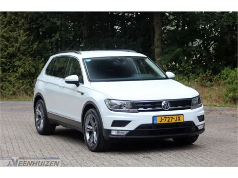 Volkswagen Tiguan 1.4 TSI ACT Comfortline Business | 2017 | ✅Cruise |⭐Stoelmassage | ✨Stoel en stuur