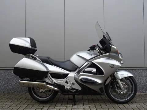 Honda ST 1300 PAN EUROPEAN ABS (bj 2006)