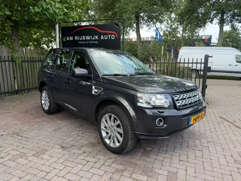Land Rover Freelander 2.2 TD4 HSE Xenon Leder Pano Trekh AWD
