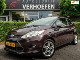 Ford Fiesta 1.6 Sport | ST-LINE | LEDEREN BEKLEDING | CLIMATE CONTROL | XENON | MULTI STUUR | AUX | 