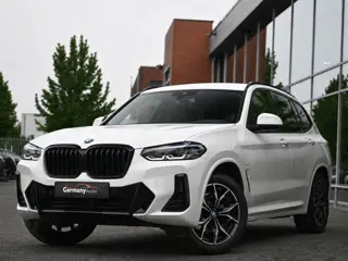 BMW X3 BMW X3 xDrive30e 292PK M-Sport Electr/Tr.Haak Keyless Sfeerverl Camera 19-Inch Black&White!