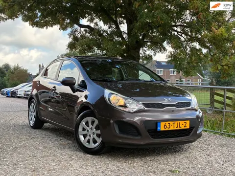 Kia Rio 1.2 CVVT Comfort Pack | '' 67.000 KM '' + Airco + Nu € 6.975,-!!!