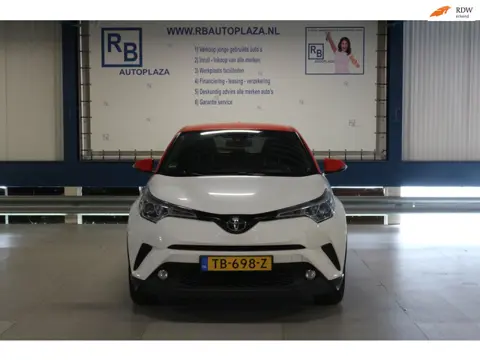 Toyota C-HR 1.2 Energy / BTW / NAVI / STOELVERWARMING / DEALER ONDERHOUDEN !