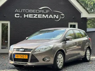 Ford Focus Wagon 1.6 150pk Titanium Cruise & Climate Control Navigatie PDC V+A Trekhaak