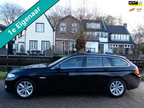 BMW 5-serie Touring 523i Exe 204pk Automaat 1e eig. Clima Leder Navi
