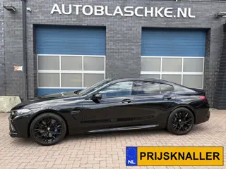 BMW 8 Serie Gran Coupé M8 Competition, all black.