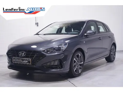 Hyundai i30 1.0 T-GDi MHEV Comfort Smart Apple Carplay Navi Airco Achteruitrijcamera Stuur/Stoelverw