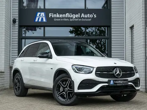 Mercedes-Benz GLC-klasse 300e 4MATIC AMG-line |Pano |Trekhaak |Adapt.Cruise |Camera |Ambiente+ |