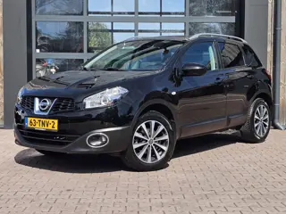 Nissan QASHQAI 1.6 Connect Edition | Pano | Trekhaak | Camera | All-seasons | Navi | Cruise |