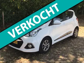 Hyundai I10 1.0i i-Motion met airco/cruise, zeer mooie staat
