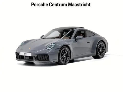 Porsche 911 Carrera 4 GTS