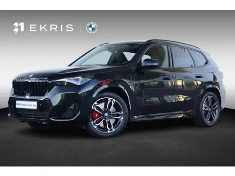 BMW X1 xDrive30e | Sport Pakket Pro | Panorama Dak | Elektr. Stoelen | Driving Assistant Professiona
