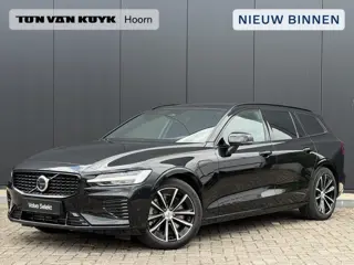 Volvo V60 2.0 T8 Plug-in hybrid AWD Plus Dark Harman / Kardon / Elktr. stoelverstelling / 360 camera