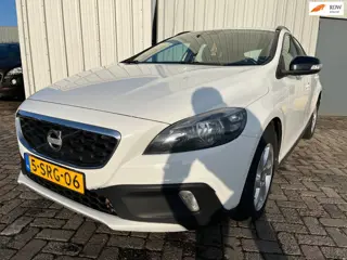 Volvo V40 Cross Country 1.6 D2 Kinetic - Start niet! - Front- achterschade - Schade