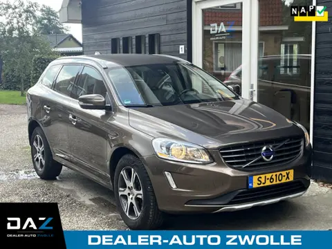 Volvo XC60 2.0 T5 FWD Momentum Aut/Ecc/Leer/Navi/Trekhaak