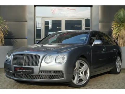 Bentley Flying Spur 6.0 W12 626pk Schuifdak/Stoelventilatie/Massage