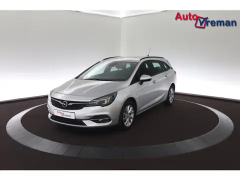 Opel Astra Sports Tourer 1.2 Edition