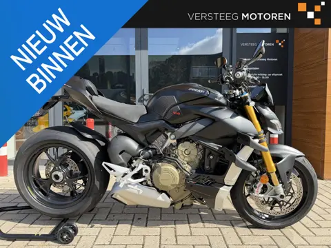 Ducati Streetfighter V4 S 7.285 KM V4S 1ste eig