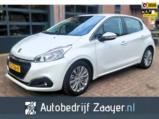Peugeot 208 1.2 PureTech Blue Lease Executive