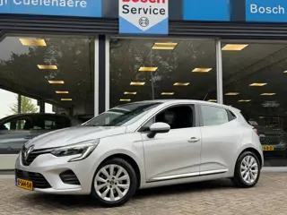 Renault Clio 1.6 E-Tech Hybrid 140 Intens Carplay / Parkeersensoren / Full LED / Clima