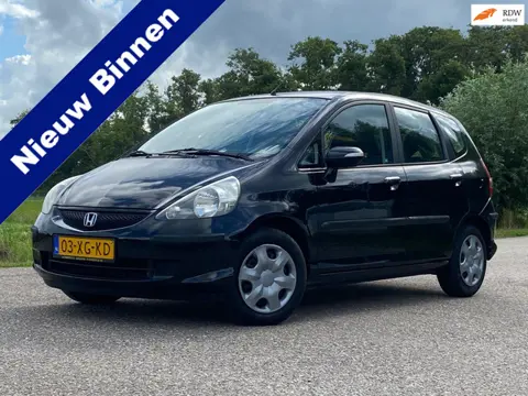Honda Jazz 1.4 LS 5DRS AIRCO 83PK Nieuwe APK Goed Onderhouden