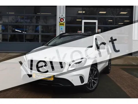 Mercedes-Benz GLA-klasse 200 Premium Plus Navi Camera Panodak Airco Km 62.500!!