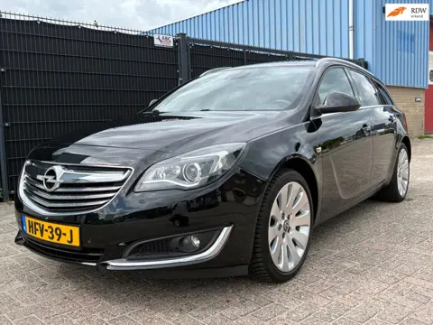Opel Insignia Sports Tourer 2.0 T Cosmo 4x4 | Vol leder | Memory stoelen | Keyless | Navi | Trkhk.