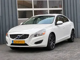 Volvo S60 2.5T 250pk Automaat, Leder, Climate control, Cruise control, Schuifdak, Apk 08-2027!