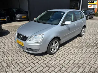 Volkswagen Polo 1.4-16V Optive,AIRCO,5-DEURS,CRUISE CONTROL,APK 10-27......