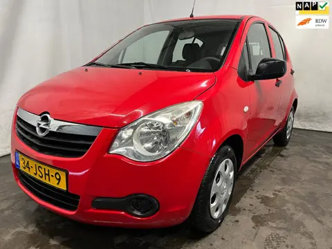 Opel Agila 1.0 Essentia - Achterschade - Schade