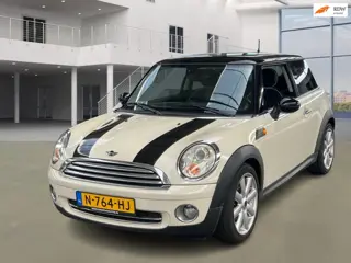 Mini 3-Deurs 1.6 Cooper AIRCO ELEKPAKKET LEDER XENON