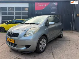 Toyota Yaris 1.3 VVTi Sol