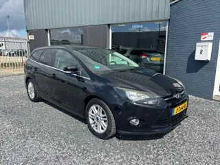 Ford Focus Wagon 1.0 EcoBoost Titanium | Clima | APK 09-2027