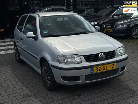 Volkswagen Polo 1.4-16V Trendline APK 18-02-2027/RIJDT GOED!