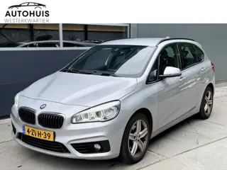 BMW 2 Serie Active Tourer 218i 136pk H6 High Executive Sport-line Leder Navigatie Camera Stoelverwar