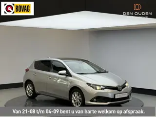 Toyota Auris 1.8 Hybrid Dynamic | Cam achter | Lm  op All weather | Dealer onderhouden | NL auto