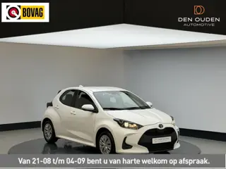 Toyota Yaris 1.5 Hybrid Active | Trekhaak | Cam achter | All weatherbanden | NL auto