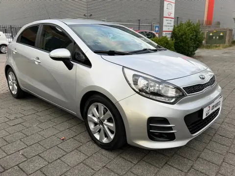 Kia RIO 1.2 CVVT ComfortPlusLine Navigator|Cruise contr|Stoelverw|Stuurver|Airco