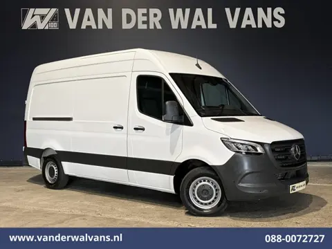 Mercedes-Benz Sprinter 317 CDI 170pk L2H2 Euro6 Airco | Camera | Navigatie | Apple Carplay | LED | S