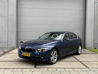 BMW 3 Serie 318i Centennial Executive (bj 2016)