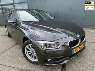 BMW 3-serie 318i Executive | NAP | Bluetooth | Navi |