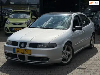 Seat Leon 1.8-20VT Topsport 280PK/CLIMA/CRUISE/LMVELGEN/