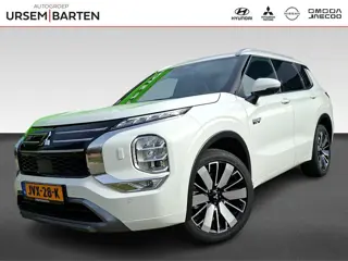 Mitsubishi Outlander 2.4 PHEV Instyle+ | Inclusief €4.000,- voordeel!
