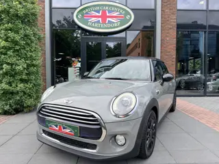 MINI 1.5 Cooper First Born Edition (bj 2014)