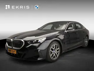 BMW i5 Sedan eDrive40 | M-Sportpakket | LED | Leder | HUD | Active cruise | Panoramadak | Comfortzet