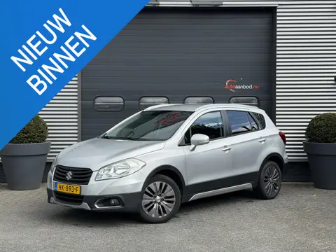 Suzuki SX4 S-Cross 1.6 Exclusive | Cruise Control | Climate Control | Parkeersensoren | Stoelverwarm