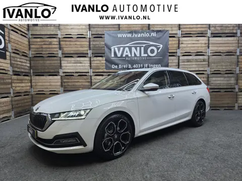 Skoda Octavia Combi 1.4 TSI iV PHEV Business Edition Plus Pano Leder Camera Navi 19"LM