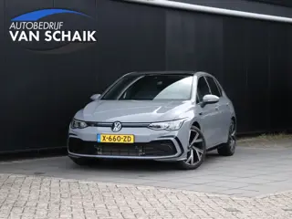 Volkswagen Golf 1.5 eTSI R-Line Business | PANO-DAK | STOEL/STUURVERW. | CAMERA | APPLE CARPLAY | NA