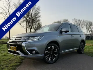 Mitsubishi Outlander 2.0 PHEV Executive Edition Automaat | Camera | Leder/Alcantara | Navi | Key-Les