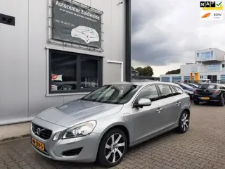 Volvo V60 2.4 D6 AWD Plug-In Hybrid Summum